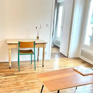 Beautiful 1 Bedroom In Le Marais , Parigi Francia