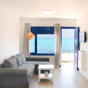 apartamentos-el-marinero-caletilla.in-canary-islands.com/