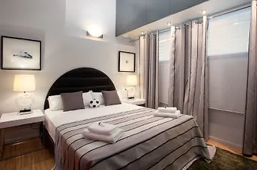 Alcam Books Apartment Barcelona
